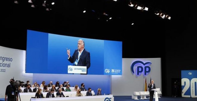 Feijóo confiará a González Pons las negociaciones con el PSOE sobre el CGPJ y su imagen internacional
