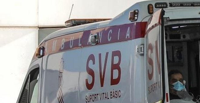 Una fallecida y siete afectados, incluidos tres menores, por un incendio en València
