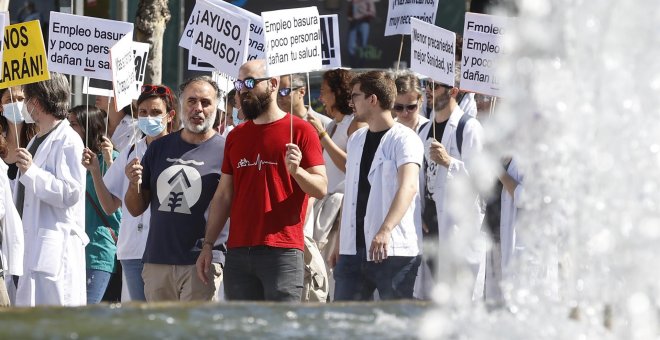 "Es un abuso la OPE de Ayuso": los médicos madrileños alzan la voz contra la temporalidad
