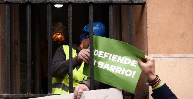 La trampa de Vox, el partido que finge defender a los de abajo pero beneficia a los de arriba