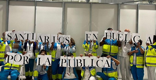 Los médicos que iban a la huelga en Madrid se rebelan contra la claudicación de los sindicatos ante Ayuso