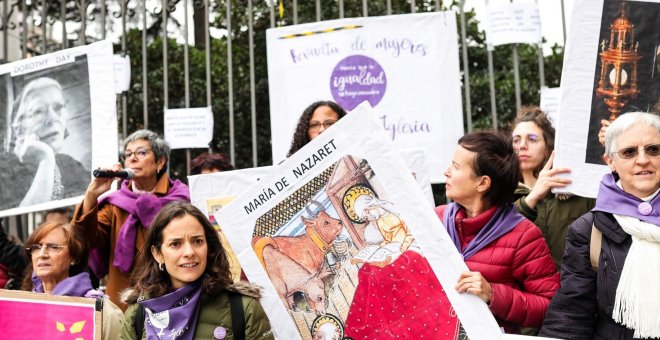 Las mujeres católicas toman las calles contra el patriarcado en la Iglesia: "No queremos seguir siendo silenciadas"