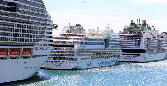 Más cruceros para el Puerto de Barcelona: la nueva polémica que empaña la campaña en Catalunya