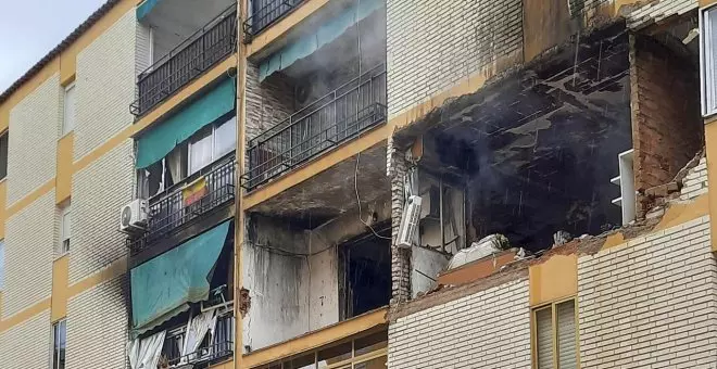 Al menos un muerto y 16 heridos por una explosión en una vivienda de Badajoz