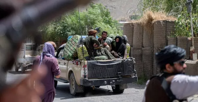 Amnistía Internacional califica como crimen de guerra la represión de los talibanes contra la población