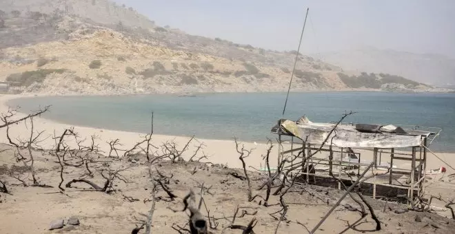 El Mediterráneo en llamas: los incendios causan estragos en Grecia, Italia y Argelia