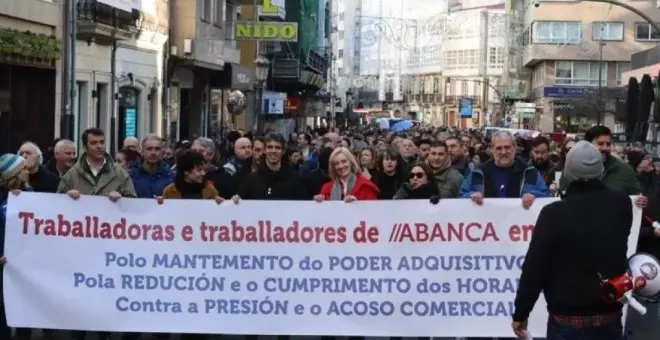 Trabajadores de Abanca protestan contra la "brutal pérdida de poder adquisitivo"