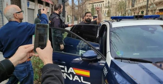 Óscar Reina, el líder sindical con más detenciones: "El 'lawfare' del que hablan ahora lo padecemos en el SAT hace años"