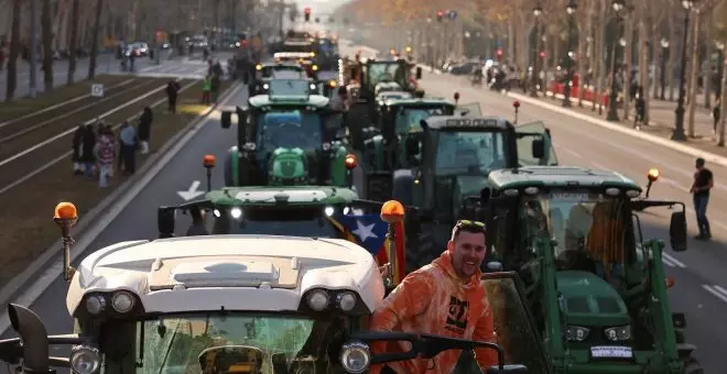 Bruselas cede a la presión de los agricultores y les exime de cumplir con las normas ambientales de la PAC