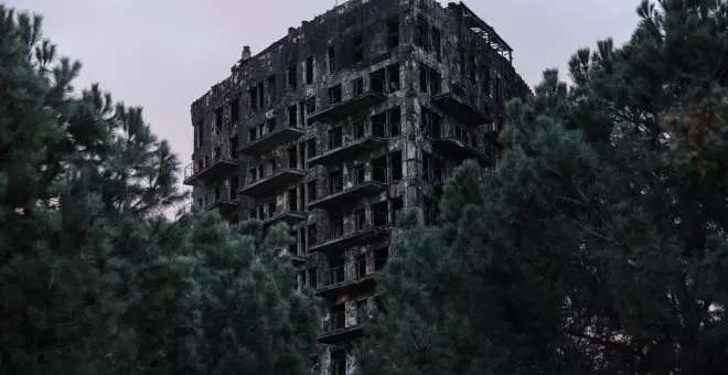 El incendio de València se pudo originar por un cortocircuito del toldo de un apartamento