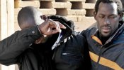 Un incendio quema el piso donde viven los cuatro detenidos por la muerte del joven senegalés