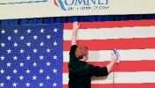 El favorito del Tea Party empata con Romney en la primera votación