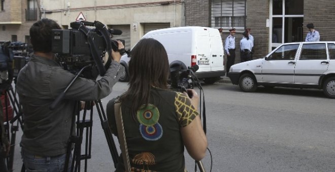 Continúa con pronóstico muy grave el hombre que ayer mató a tiros a su ex mujer en Sabadell