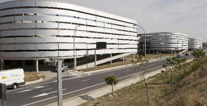 Federación de Ateos protesta porque en el aeropuerto de Madrid anuncian las misas por megafonía