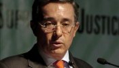 Uribe vota temprano e invita a rechazar a los candidatos apoyados por los violentos