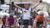 Rebellin, del Gerolsteiner, anuncia que abandona el Giro'08
