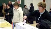 Unos 4 millones de croatas eligen a los diputados del nuevo parlamento