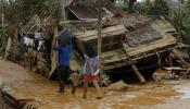 El tifón Hagupit deja 28 muertos a su paso por Filipinas