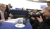 Merkel aplaude el plan de inversiones de Juncker para impulsar la UE