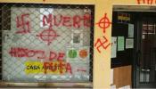 Pintan amenazas de muerte a Pablo Iglesias y símbolos nazis en una sede de Podemos