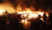 La Policía cumple el ultimátum y asalta el campamento de Kiev