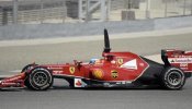 Alonso, segundo en unos entrenamientos de Bahréin que dejan a Vettel "infeliz"