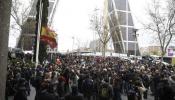 Cientos de personas piden la libertad de los detenidos en el 22-M frente a los juzgados