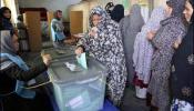 Los afganos pierden el miedo a votar