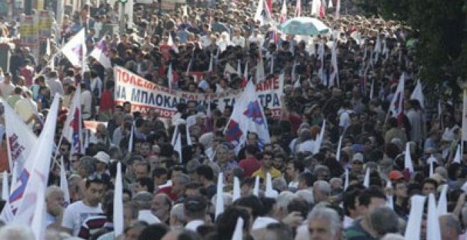 Los medios de comunicación griegos paran 24 horas en víspera de huelga general