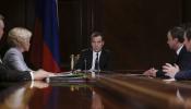 Medvedev: "Ucrania está al borde de la guerra civil"