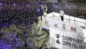 El Real Madrid brinda la Copa a su afición en Cibeles