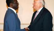 Moratinos, lobbista ante el dictador Obiang: "Abandonar a Guinea sería un error histórico"