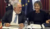 El previsible Rajoy nombra sustituta de Cañete en Agricultura a la prevista Isabel García Tejerina