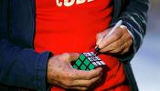 El cubo de Rubik cumple 40 años seduciendo con su compleja sencillez