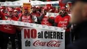 La protesta contra el ERE de Coca-Cola se cuela en la final de la Champions