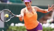 Muguruza fulmina a la número uno en Roland Garros