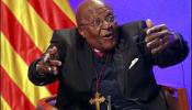 Desmond Tutu celebra que el rey abdique "antes de que le echen"