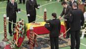 Interior defiende el uso de 'La muerte no es el final' como canción fúnebre de la Policía Nacional