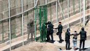 Human Rights Watch pide investigar la actuación de la Guardia Civil en Melilla