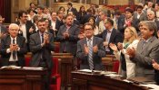 Mas escenifica su pulso a Rajoy con la firma del decreto de la consulta