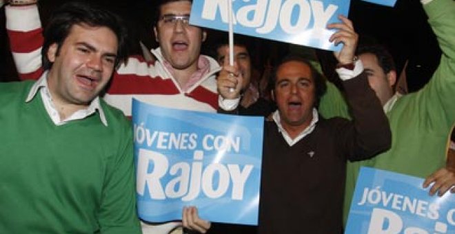 Los más jóvenes coquetean con el PP