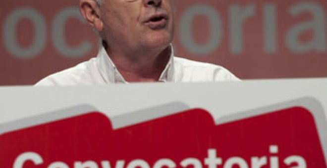 Cayo Lara pide el voto a "los desencantados con el PSOE"