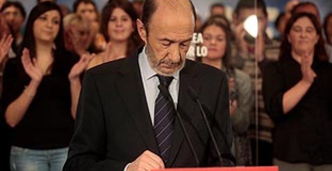 Rubalcaba reclama un Congreso ordinario del PSOE "lo antes posible"
