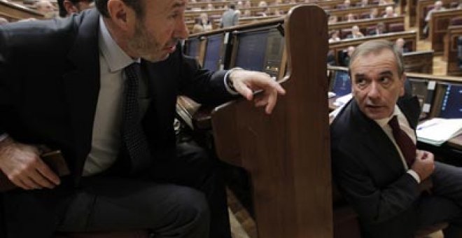 El PSOE se inclina por aplazar hasta febrero los cambios en el Parlamento