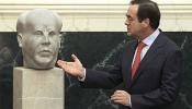 El PP esconde el busto de Azaña en el Congreso