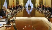 Rajoy urge a renovar el Constitucional que él paralizó