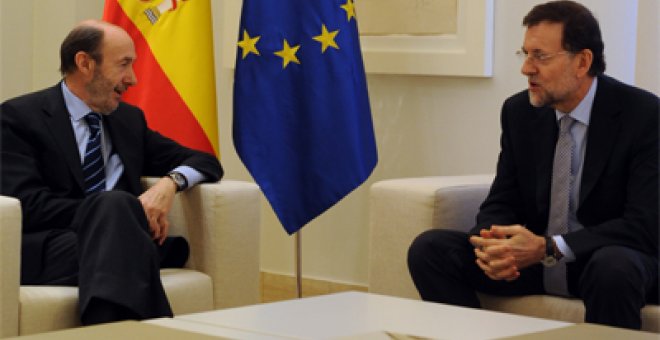 Rajoy y Rubalcaba se reúnen en Moncloa