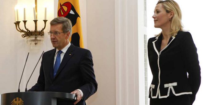 Dimite el presidente alemán envuelto en un caso de corrupción