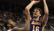 Gasol se queda en Los Lakers