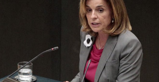 Ana Botella presenta su plan de ajuste: más impuestos y más recortes